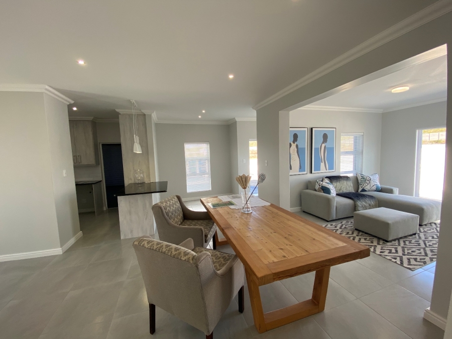 2 Bedroom Property for Sale in Yzerfontein Western Cape